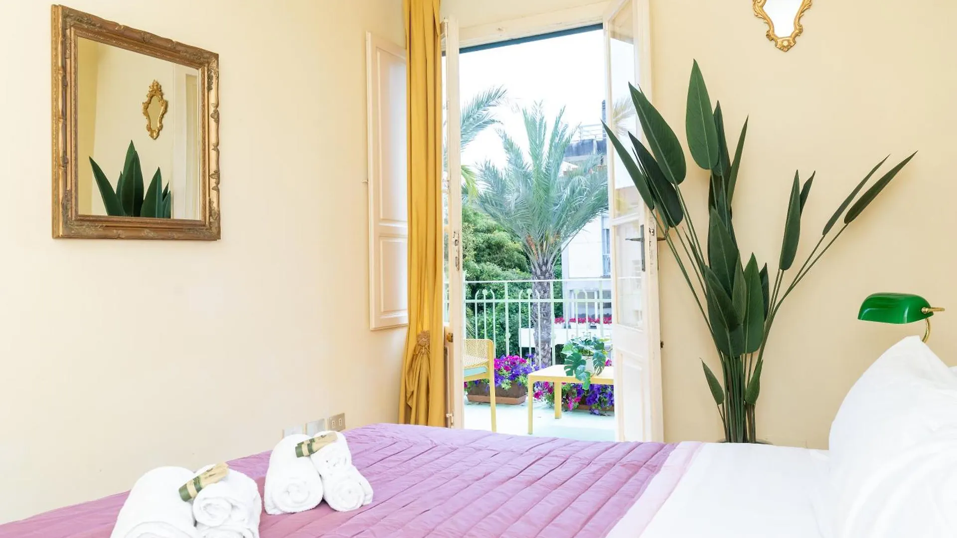 La Locanda Del Geco Marina di Pietrasanta Hotel