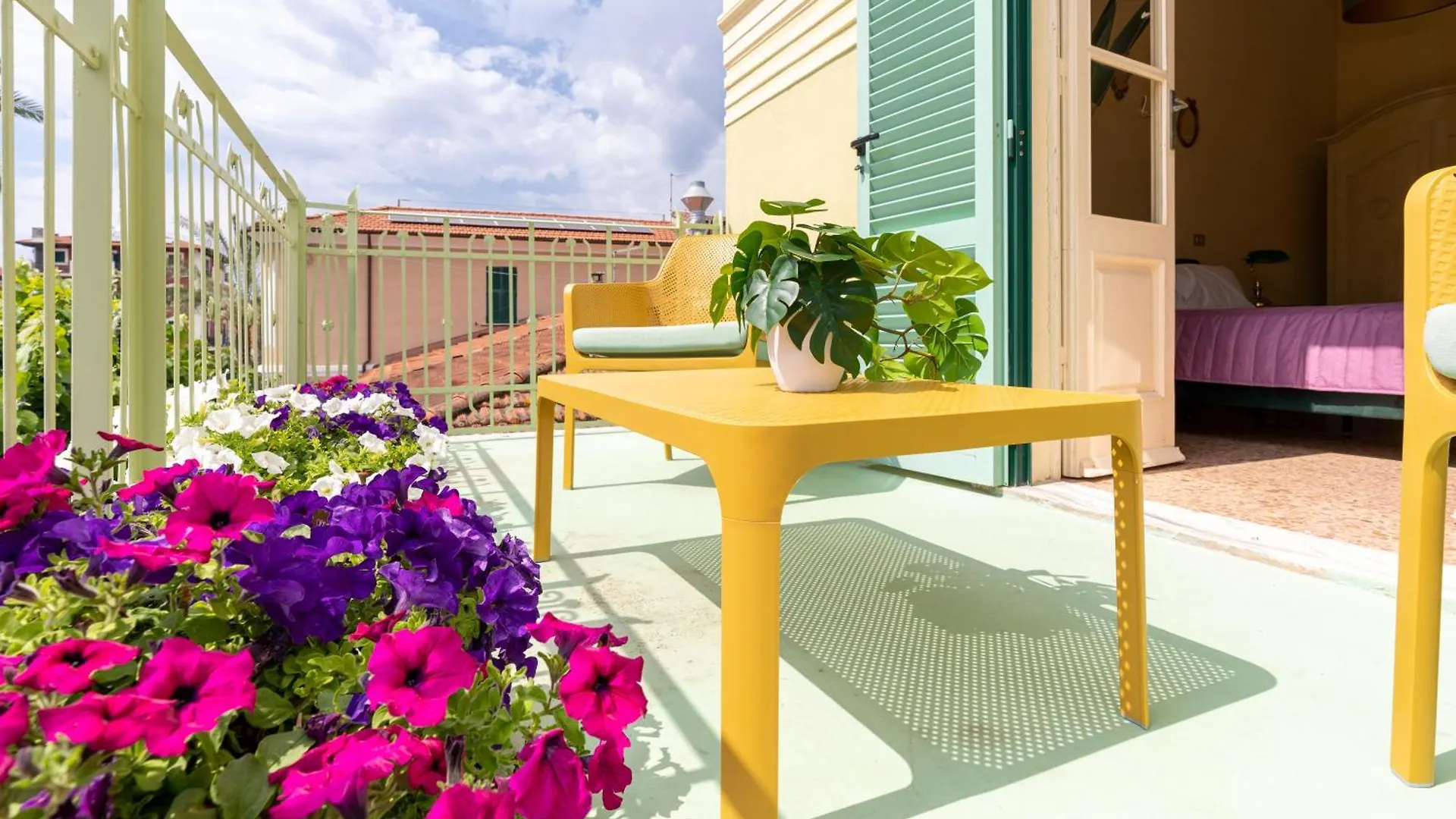** Hotel La Locanda Del Geco Marina di Pietrasanta Italy