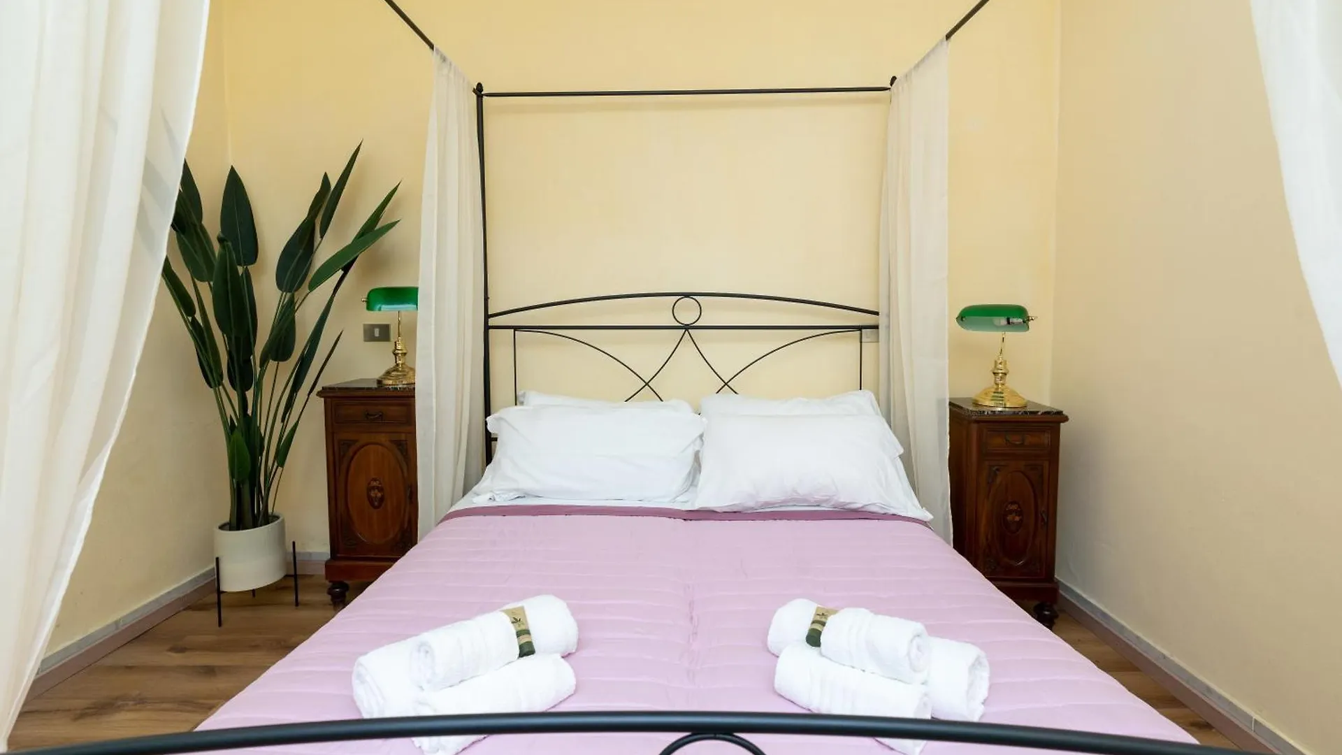 La Locanda del Geco Marina di Pietrasanta 2*,